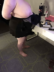 Nicole from OlderWomanFun